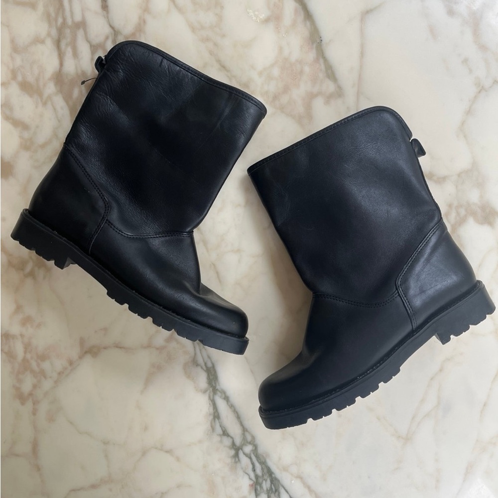 Vintage faux fur lined winter boots